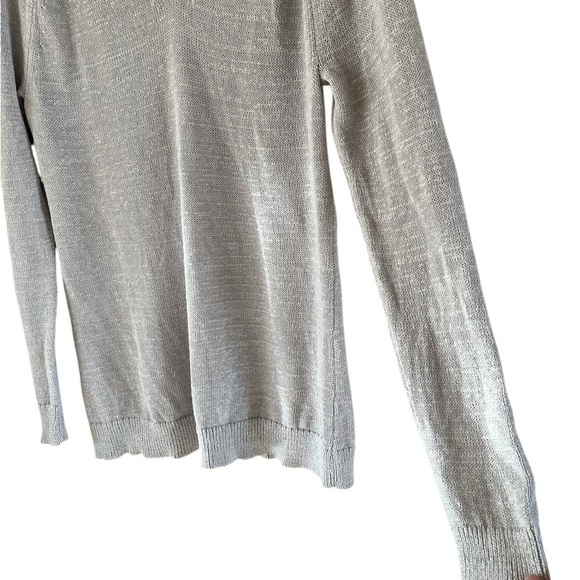 LOFT V Neck Sweater Long Sleeves Lightweight Light Gray Color Size M - Picture 3 of 10